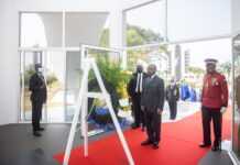 62ème anniversaire de l’indépendance au Gabon : Ali Bongo Ondimba rend hommage à Léon Mba