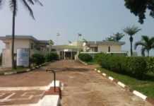 Gabon : 100 000 agents publics pour 1,8 millions d’habitants, soit un ratio de 55 fonctionnaires pour 1000 habitants. Un record !