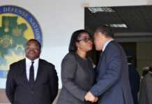 Cérémonie de passation de charges au ministère de la Défense : Rose Christiane Ossouka Raponda in, Etienne Massard Kabinda out