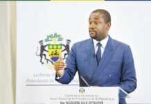 Gabon : Emploi et culture du résultat au menu de la conférence de presse d’Ike Ngouoni, le porte-parole d’Ali Bongo Ondimba Étudiantes et étudiants gabonais @ DR