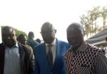 Gabon : Venus soutenir Maganga Moussavou lors de sa conférence de presse, les syndicalistes Jean-Rémy Yama et Marcel Libama qualifient l’ex-vice président de « prise de guerre »