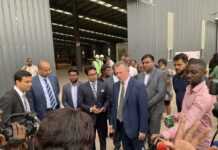 Inauguration d’une nouvelle usine de transformation de bois au Gabon : A peine nommé, Lee White, le nouveau ministre des Forêts et de l’Environnement, veut des résultats rapides