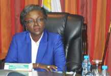 Gabon : Nicole Asselé remplacée à la direction générale de la Caisse nationale de la sécurité sociale par Romaric Ghislain Youmou Mbodot