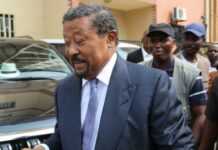 Gabon : Après l’avoir copieusement insulté, Jean Ping veut nouer une alliance avec Maganga Moussavou, l’ex-vice-président récemment limogé