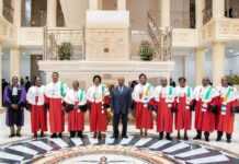 Gabon : Très en forme et tout sourire, Ali Bongo préside la cérémonie de rentrée solennelle de la Cour constitutionnelle