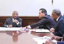 Dix ans de présidence Ali Bongo au Gabon : les petites piques de Brice Laccruche Alihanga