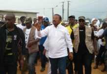 Gabon : Sans soutien extérieur, contesté dans son camp, Jean Ping contraint de se radicaliser