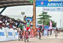 2ème étape du tour cycliste du Gabon : L’Érythréen Natnael Tesfazion s’impose au sprint à Oyem et signe la première victoire africaine