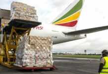 Covid-19 : Promis par Ali Bongo, 40 tonnes de matériel médical ont été acheminées par avion ce mercredi au Gabon