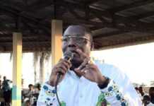 Gabon : En raison du Covid-19, Ali Akbar Onanga Y’Obegue devra patienter avant de retrouver son siège de député