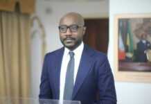 Gabon : « L’agence de notation Fitch fait une analyse sans valeur ajoutée » (Biendi Maganga Moussavou)