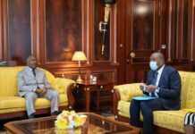 Reprise des cours au Gabon : Ali Bongo transmet ses consignes au ministre de l’Education