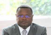 Gabon : Le PDG sanctionne 25 de ses hauts cadres dont Julien Nkoghe Bekalé, Léandre Nzué, Pacôme Moubelet, Malika Bongo et Karine Arissani