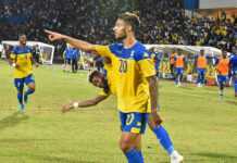 CAN 2021 : Denis Bouanga rejoint le Gabon en jet privé 24 heures avant le début du match contre la Gambie