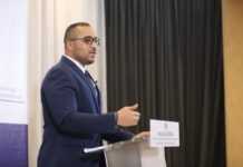 Gabon : Chiffres à l’appui, Jessye Ella Ekogha explique pourquoi l’état d’urgence sanitaire a été reconduit