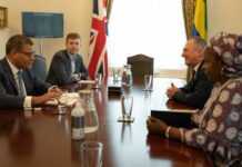 Climat : Le ministre gabonais de l’Environnement Lee White s’entretient à Londres avec le président de la COP 26 Alok Sharma
