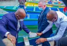 Première mondiale : Le Gabon dote 100 % de ses embarcations de pêche artisanale de balises permettant de retracer leurs déplacements