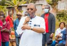 Gabon : Comment Alexandre Barro Chambrier tente de faire oublier le « flop » de sa tournée dans le Haut-Ogooué