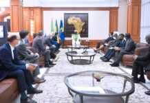 Gabon : Un mois après son entretien à l’Elysée avec Emmanuel Macron, Ali Bongo Ondimba reçoit une délégation de députés français