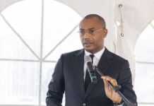 Gabon : « Les personnes non éligibles à la vaccination bénéficieront de tests PCR gratuits » (Dr Guy-Patrick Obiang Ndong)