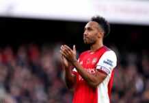 Rêvant depuis toujours de jouer pour le Real Madrid, Aubameyang signe avec le FC Barcelone