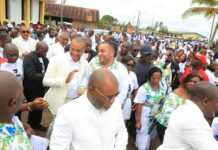 Présidentielle 2023 au Gabon : « Mobilisation monstre » à Oyem où une foule innombrable, haranguée par Jessye Ella Ekogha, a appelé Ali Bongo Ondimba à se porter candidat