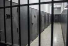 Gabon : Téléphones portables, drogues dures, alcool, cigarettes… saisie record à la prison centrale de Libreville suite à une fouille inopinée