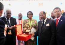 9ème Sommet Africités au Kenya : Pionnière, la Gabonaise Rose Christiane Ossouka Raponda faite membre d’honneur du « Cités et Gouvernements Locaux Unis d’Afrique » (CGLU Afrique)