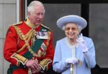 Le président gabonais Ali Bongo Ondimba rend hommage à Elizabeth II, décédée ce jeudi à 96 ans, et présente ses condoléances au nouveau roi Charles III