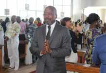 Gabon : Poliment mais fermement, le premier ministre rappelle aux Evêques que la politique est l’affaire du pouvoir temporel, non spirituel