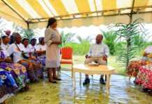 Gabon : À Iboundji, dans l’Ogooué-Lolo, Ali Bongo Ondimba discute sans filtre avec des femmes membres d’une coopérative agricole au sujet du conflit homme-faune