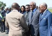 Gabon : Ali Bongo Ondimba chaleureusement salué à son arrivée à Port-Gentil par Jean Eyeghe Ndong, ancien premier ministre et ex-bras droit de Jean Ping